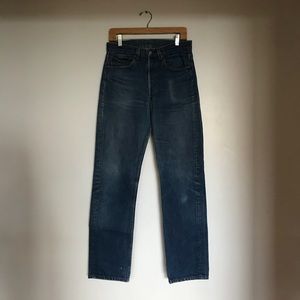 Levi’s mom jeans
